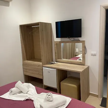 Hotel Deni's Sarandë