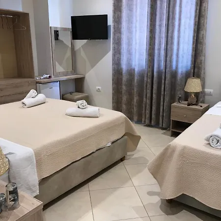 Deni's Σαράντα